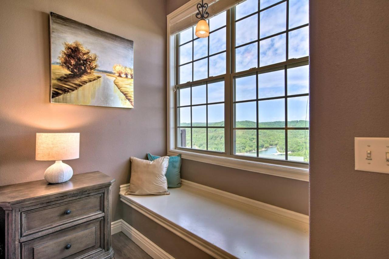 Apartament Luxe Branson Retreat With Mtn Views And Pool Access! Zewnętrze zdjęcie